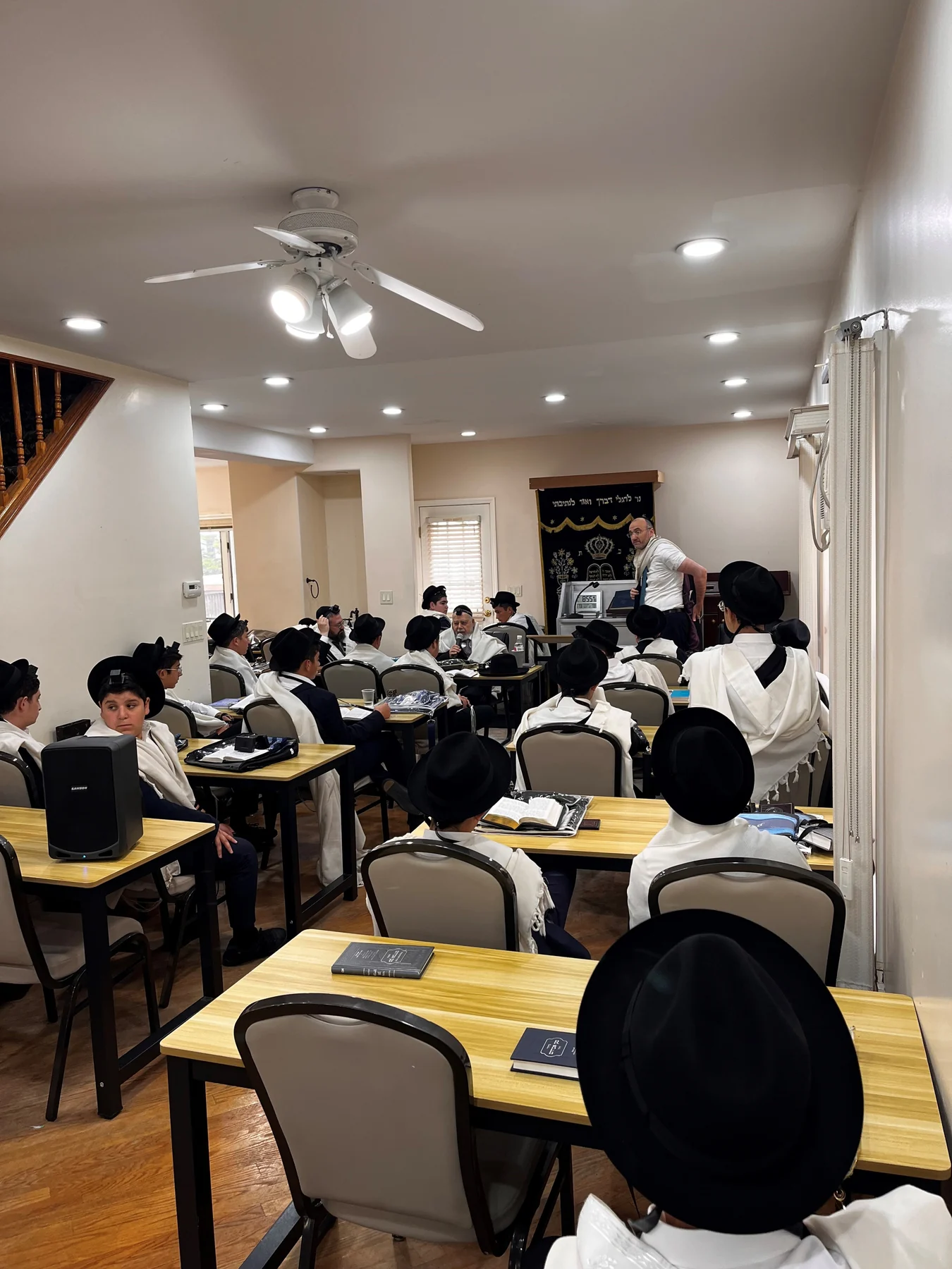 Ahavat Hatorah classroom during learning